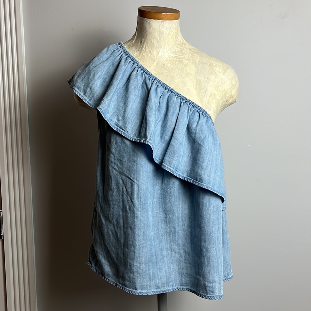 AMERICAN EAGLE OUTFITTERS size L